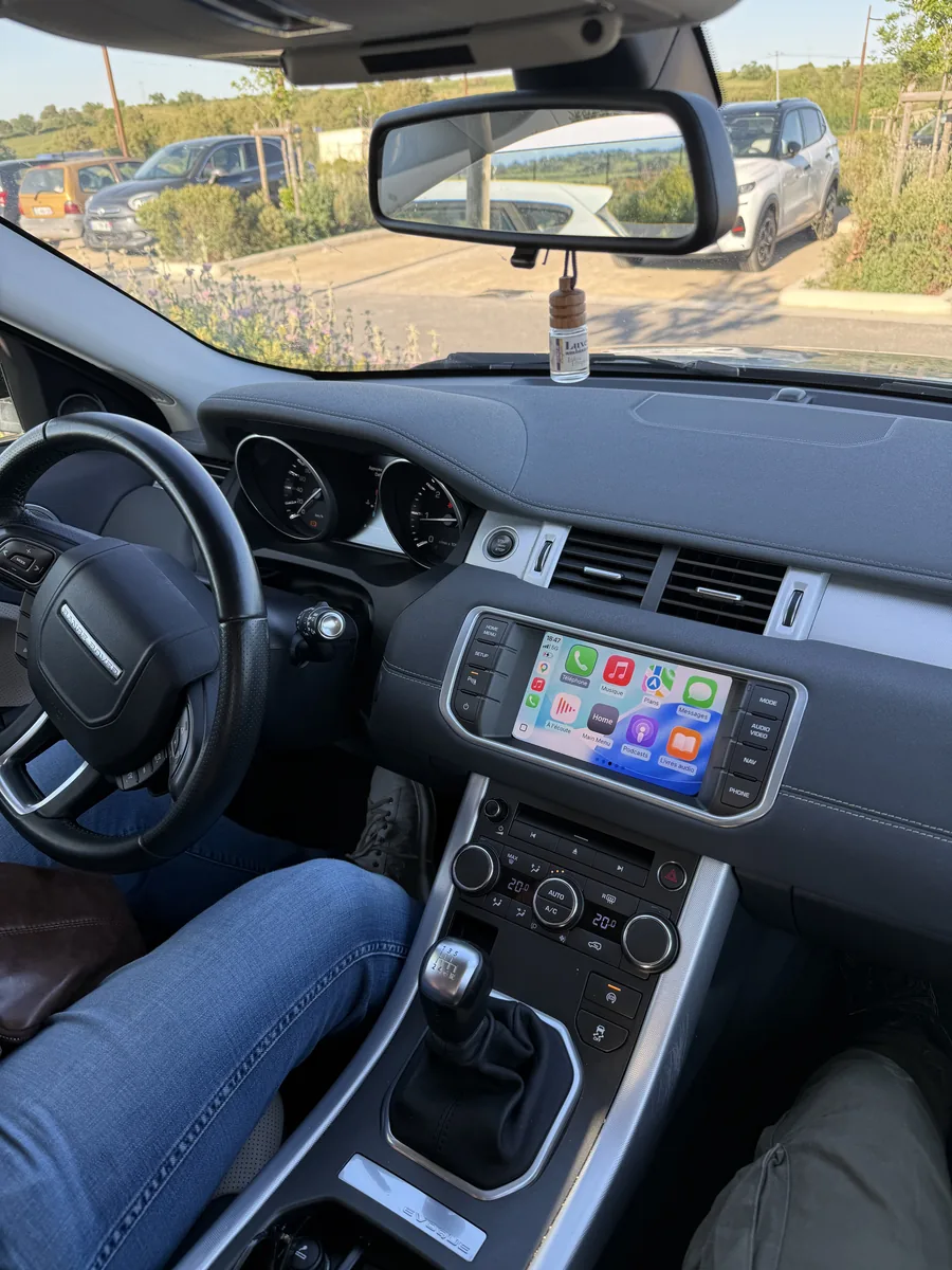 Land Rover Range Rover Evoque : Ajout de CarPlay / Android Auto sur écran d'origine